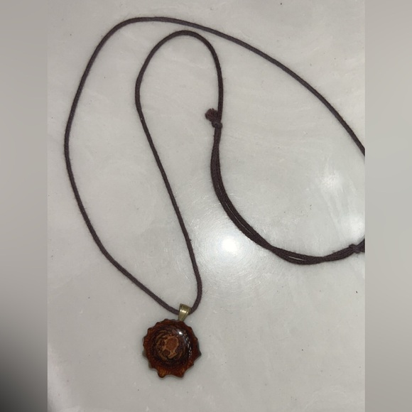 Third Eye Pinecone - Picture 2 of 2